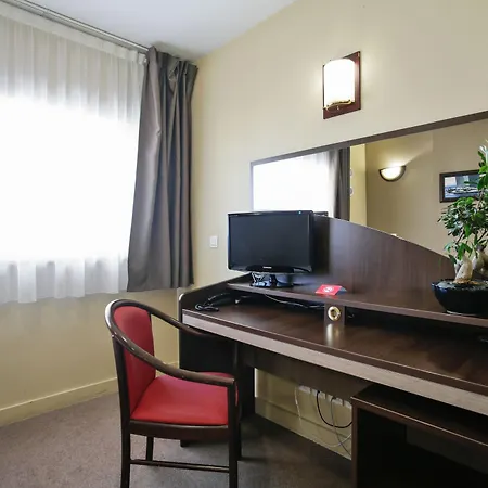 Appart'city Classic Acropolis 3*