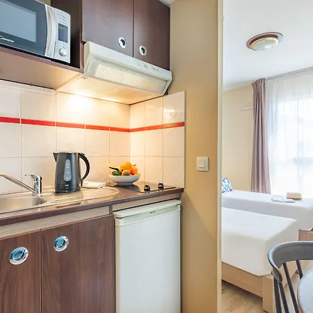 Appart'city Classic Acropolis 3* Niza