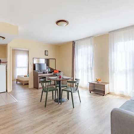 Appart'city Classic Acropolis Апарт-отель Ницца