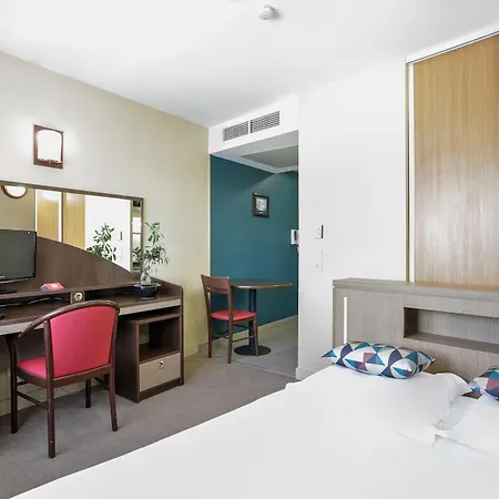 Appart'city Classic Acropolis 3*