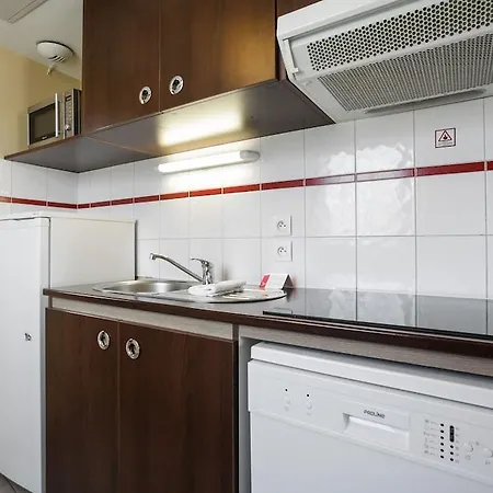 Appart'city Classic Acropolis Апарт-отель Ницца