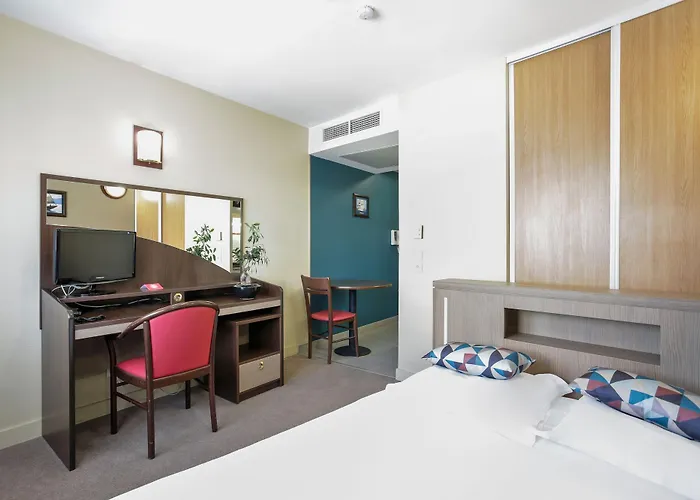 Appart'city Classic Acropolis 3*